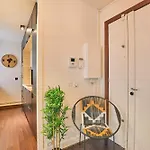 Terrace 16th Area Residential District Apartament *