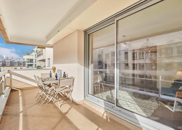 Terrace 16th Area Residential District * Παρίσι